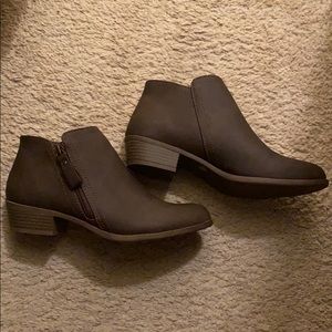 Arizona Booties Brand new- never worn